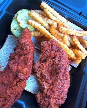 Image post by @daveshotchicken on Instagram