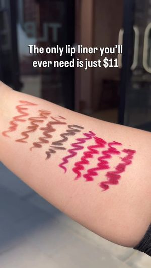 Video post by @thelipbar on TikTok