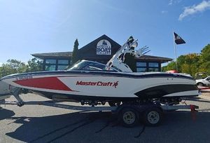 Image post by @MuskokaBoatGallery on Facebook