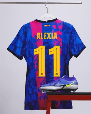 Image post by @soccerdotcom on Instagram