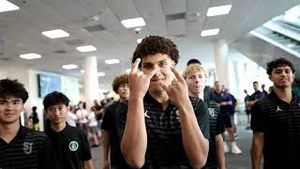 Video post by @basketballaus on YouTube