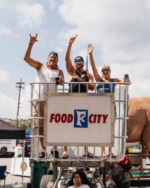 Image post by @itsbristolbaby on Instagram