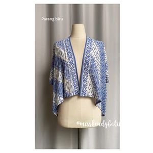 Image post by @misskendybatik on Instagram