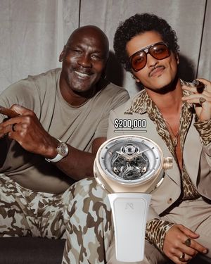Image post by @celebwatchspotter on Instagram