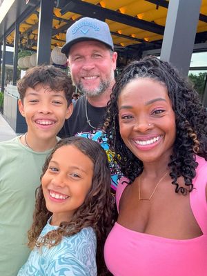 Image post by @gabeflowers on Instagram