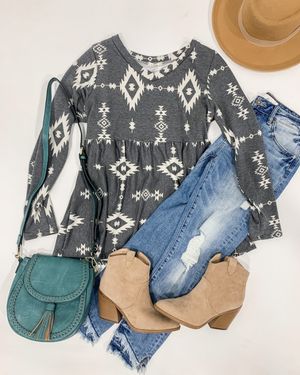 Image post by @shopfillyflair on Instagram