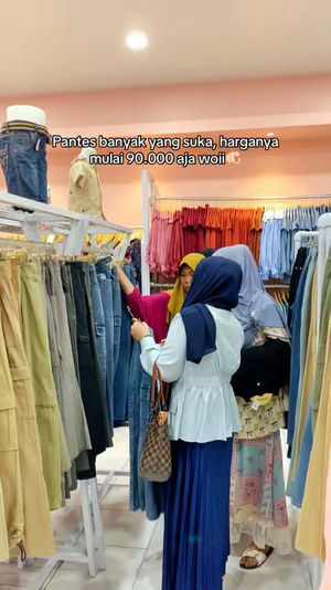 Image post by @deliwafastore.kediri on TikTok