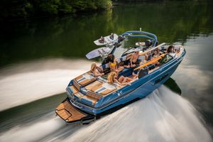 Image post by @malibuboats on Instagram