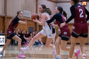 Image post by @oregonsportsphotos on Instagram