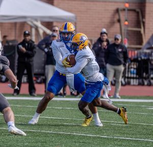 Image post by @unewhavenfb on Instagram