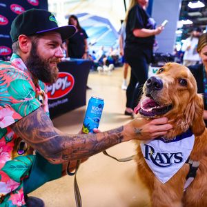 Image post by @tropicanafield on Instagram