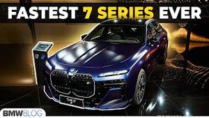 Video post by @bmwblog on YouTube
