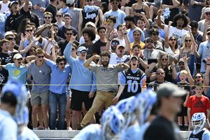 Image post by @jhumenslacrosse on Twitter