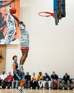 Image post by @nikeeyb on Instagram