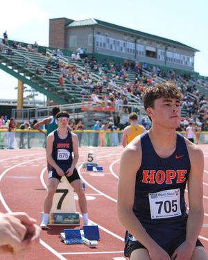 Image post by @hopecollegetrack on Instagram