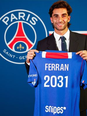 Image post by @psg on Instagram