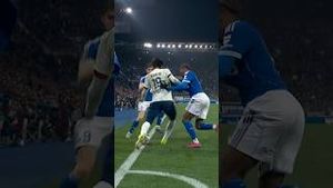Video post by @PSG - Paris Saint-Germain on YouTube