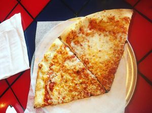 Image post by @atlpizza on Instagram