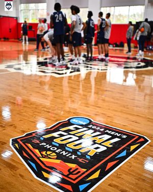Image post by @UConnMBB on Twitter/X