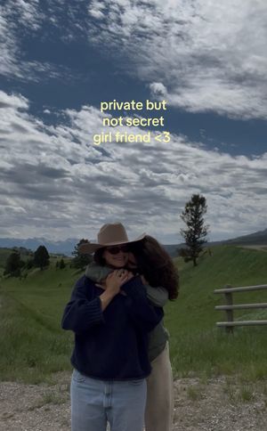 Video post by @kissingcowgirls on TikTok