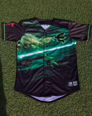 Image post by @everettaquasox on Instagram