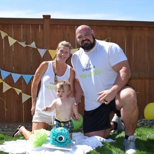 Image post by @shawstrength on Instagram