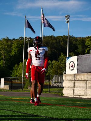 Image post by @esu_football on Instagram
