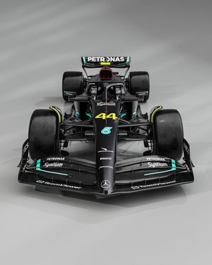 Image post by @mercedesamgf1 on Instagram