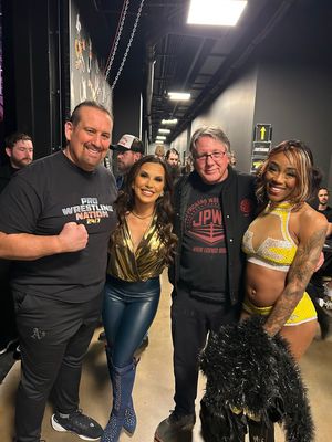 Image post by @themickiejames on Instagram