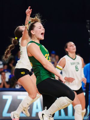Image post by @baylorvball on Instagram