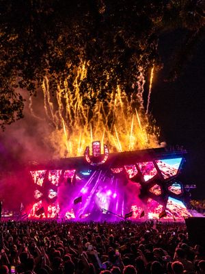 Image post by @ultra on Instagram