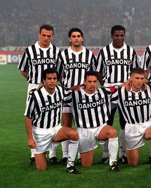 Image post by @retro_calcio on Instagram