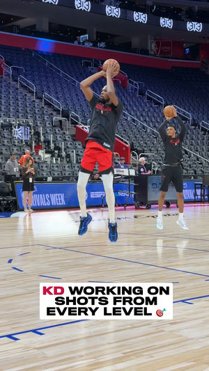 Video post by @nbaonprime on Facebook