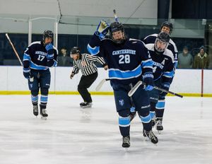 Image post by @gainesclonts on Instagram