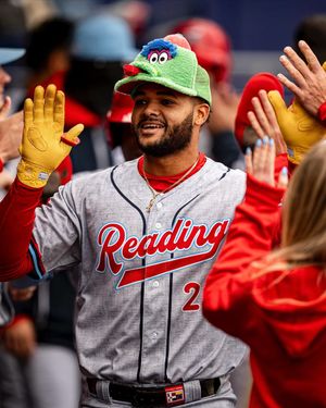 Image post by @fightins on Instagram