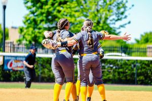 Image post by @GoShockersSB on Twitter