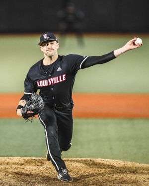 Image post by @LouisvilleBSB on Twitter