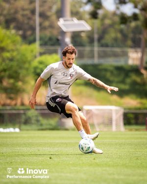 Image post by @dcunited on Instagram