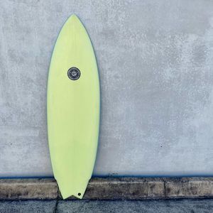 Image post by @elemntsurf on Instagram
