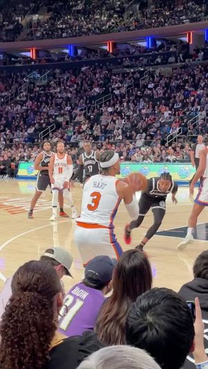 Video post by @NYKnicks on Facebook