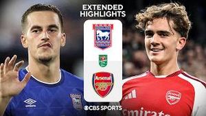 Video post by @cbssportsgolazo on YouTube