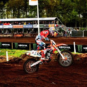 Image post by @racerxonline on Instagram