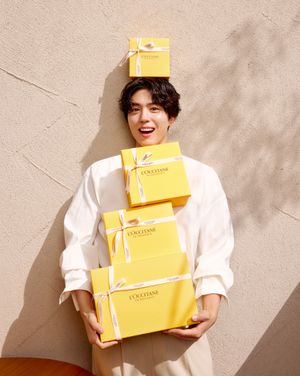 Image post by @esquire.korea on Instagram