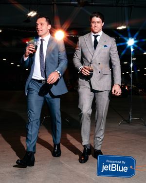 Image post by @nyislanders on Instagram