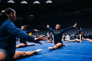 Image post by @WVUGymnastics on Twitter