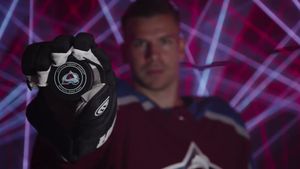 Video post by @Avalanche on Twitter