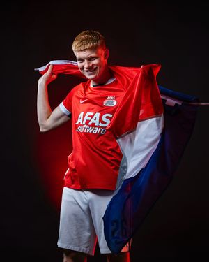 Image post by @azalkmaar on Instagram