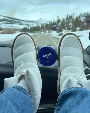 Image post by @niveausa on Instagram
