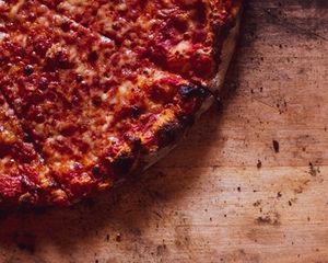 Image post by @sallysapizza on Instagram