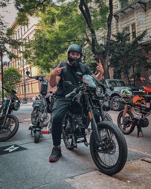 Image post by @huckcycles on Instagram